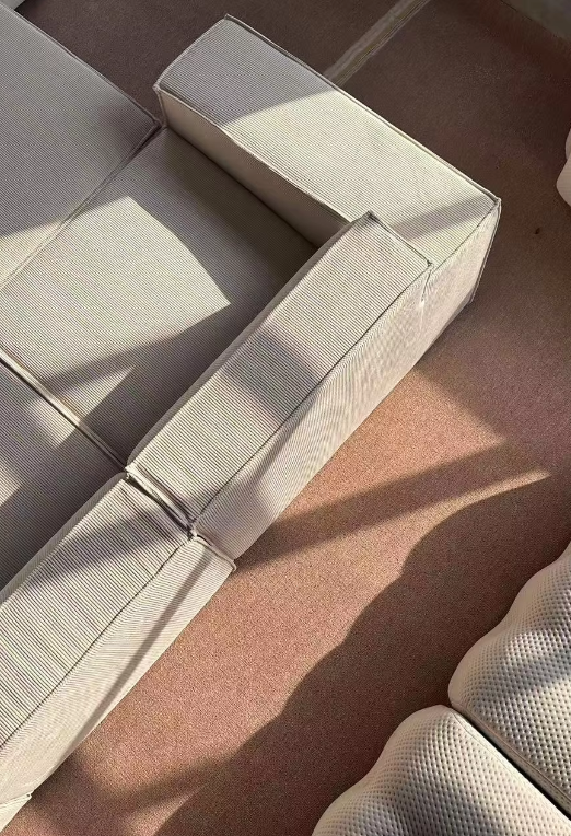 Tofu Sofa